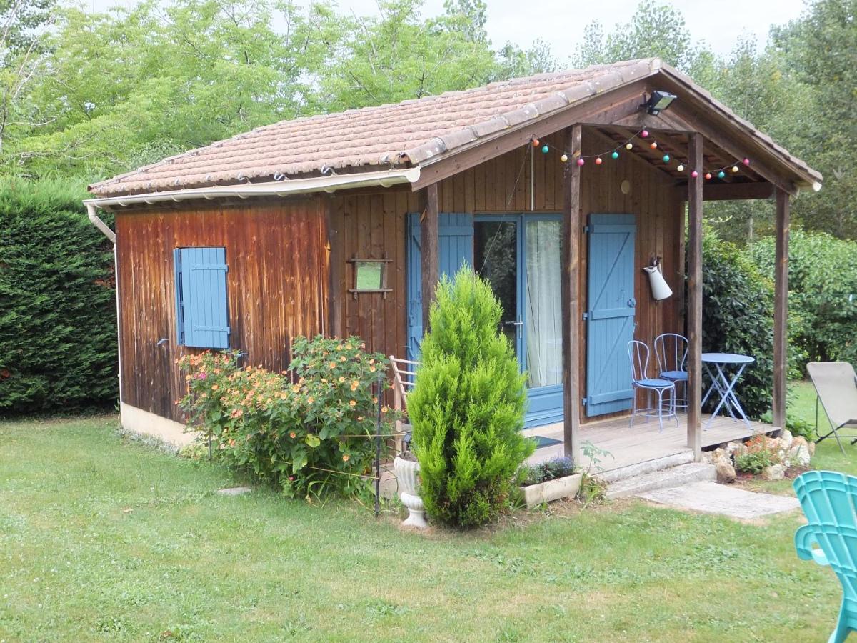 Appartement Le Chalet Bleu à Vergt-de-Biron Extérieur photo